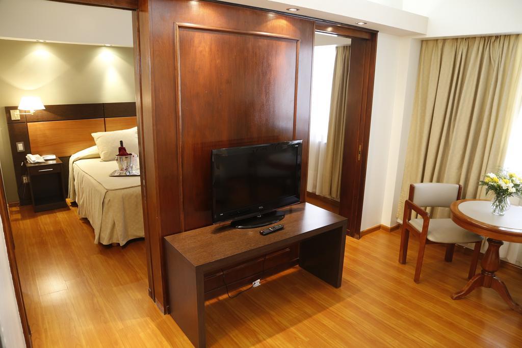 Hotel Corregidor La Plata Luaran gambar