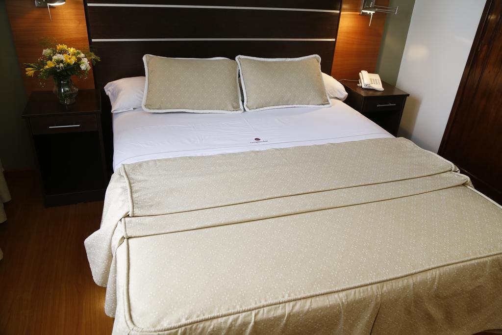 Hotel Corregidor La Plata Luaran gambar